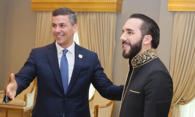 Santiago Peña y Nayib Bukele. Foto: Gentileza.