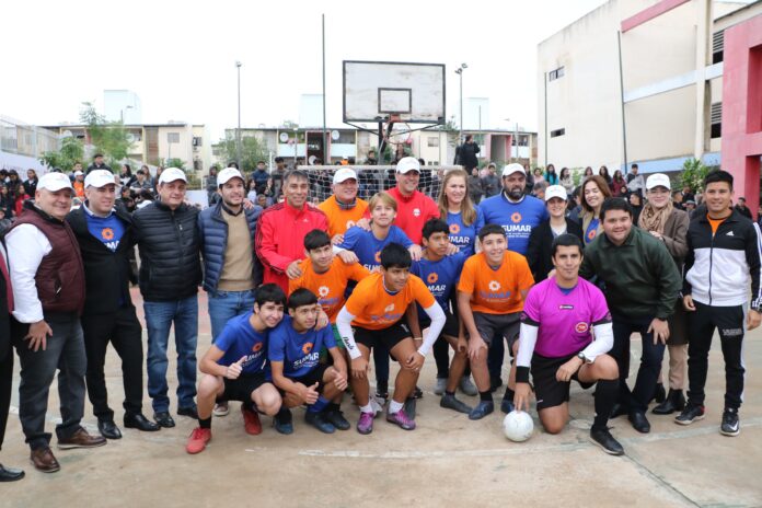 Encuentro deportivo en el barrio San Francisco. Foto: IP Paraguay.