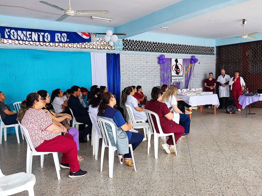 Capacitación del personal de salud. Foyo: MSP BS.