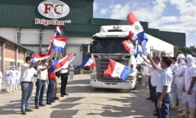 Primer cargamento de carne paraguaya que partió a Canadá. Foto: Senacsa.