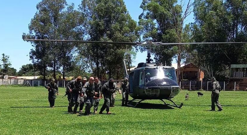 Helicóptero atacado. Imagen: Gentileza.