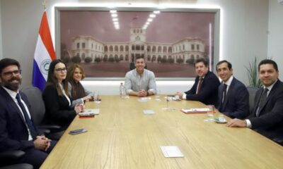 Directivos de la firma Adium Pharma se reunieron con el presidente de la República, Santigo Peña. Foto: Presidencia.