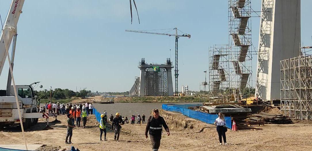 Obras del Puente de la Bioceánica. Foto: Gentileza.