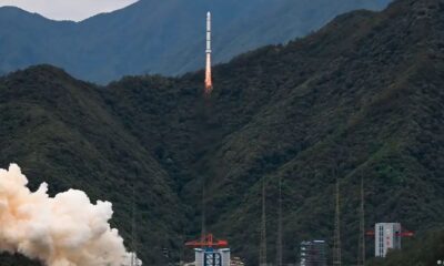 El satélite fue puesto en órbita por un cohete chino y tiene como objetivo estudiar explosiones estelares. Foto: DW.