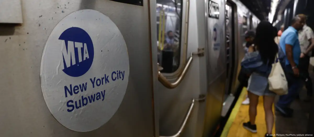 Metro en New York, Estados Unidos. Foto: Jakub Porzycki/NurPhoto/picture alliance/DW