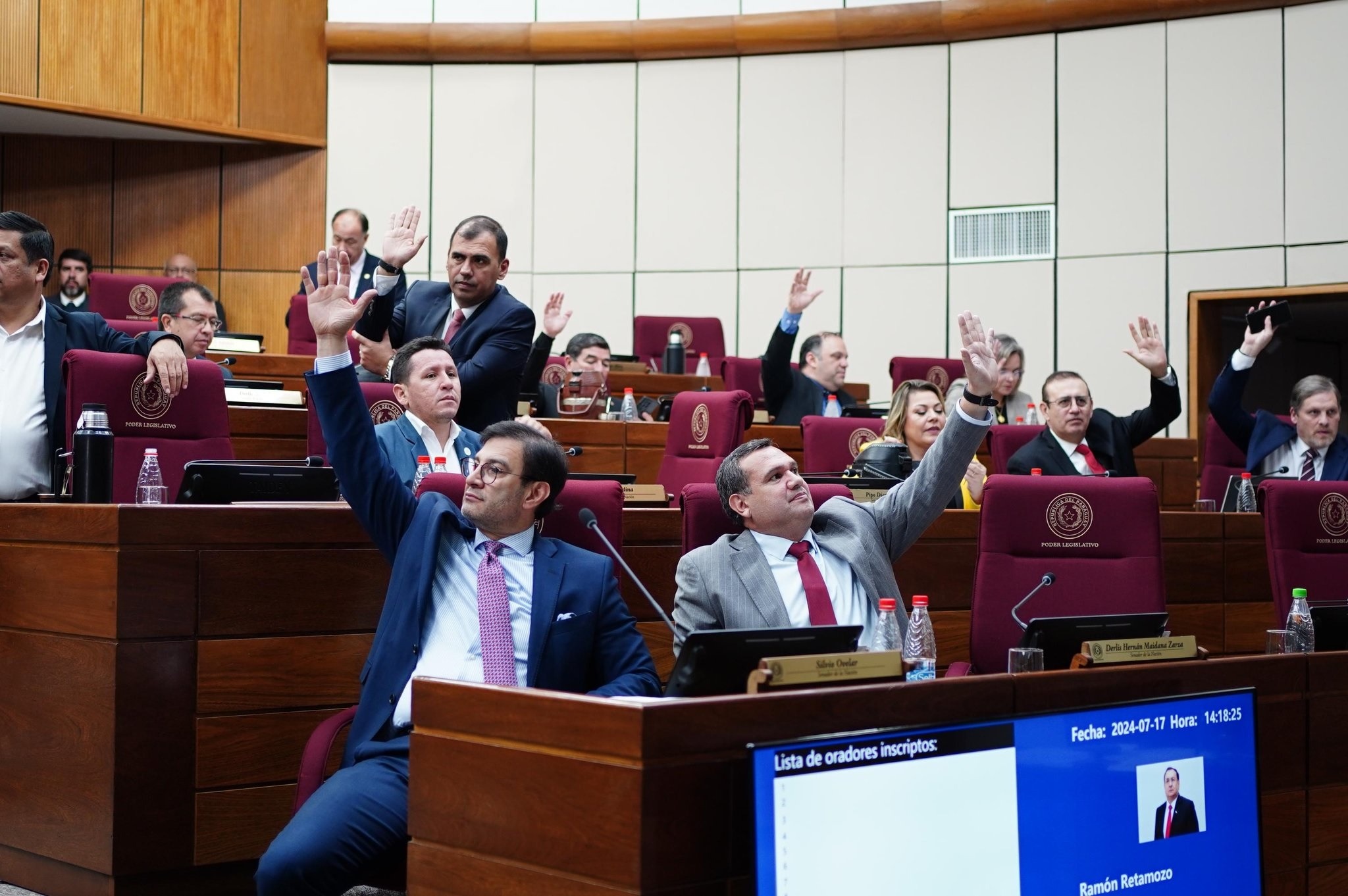 Senadores colorados cartistas. Foto: Senado.