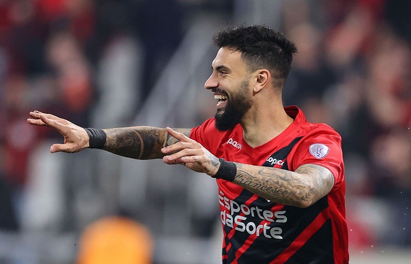 Gonzalo Mastriani, autor del primer gol de Paranaense. Foto: José Tramontin.