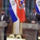 Gabriel Boric y Santiago Peña en el Palacio de Gobierno. Foto: El Nacional.