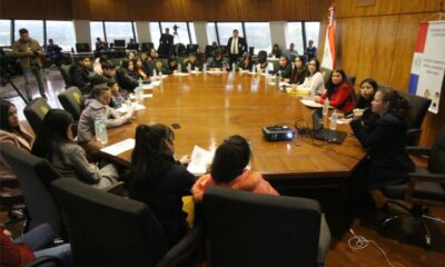 En conversatorio ultiman detalles del anteproyecto de ley “De criadazgo”. Foto: Diputados.