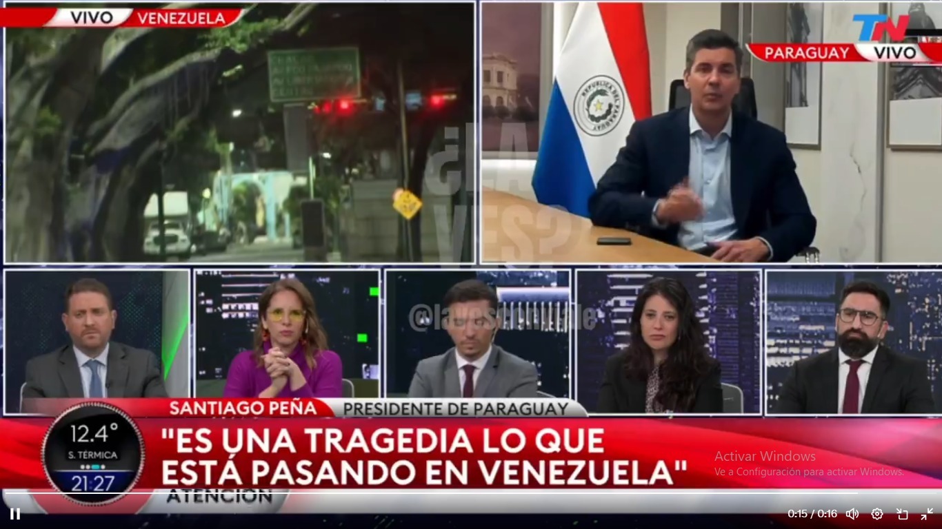 Santiago Peña durante una entrevista en vivo para el canal TN. Foto: Captura de pantalla.