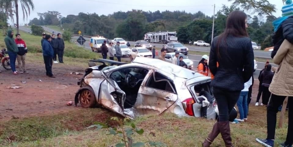 En estas condiciones quedó el vehículo. Foto: Últimas Noticias Caaguazú.