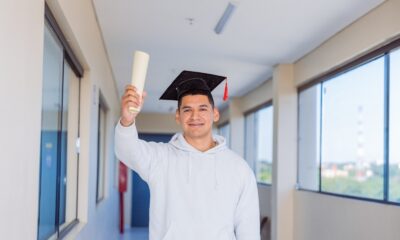 Joven egresado de la educación superior. Foto referencial. Gentileza.