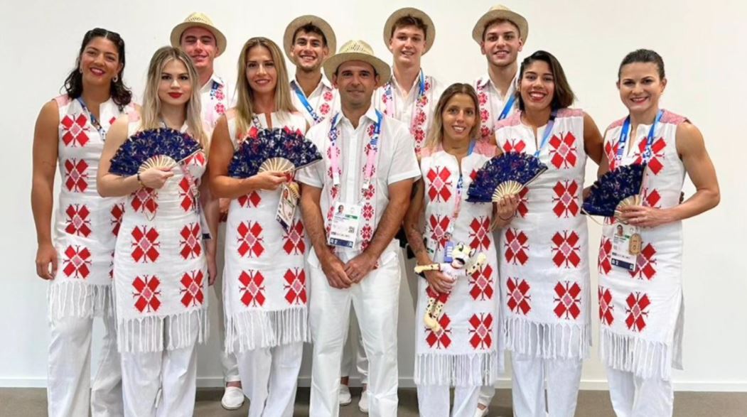 Artesanía paraguaya se lución en los uniformes de los atletas paraguayos. Foto: Gentileza.