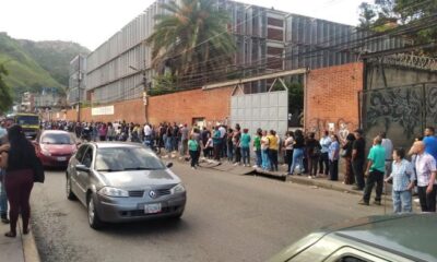 Largas filas para ejercer el voto en las elecciones en Venezuela. Foto: El Nacional.Venez