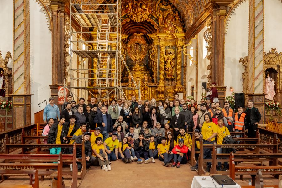 Equipo de restauración del templo de San Buenaventura. Cortesía