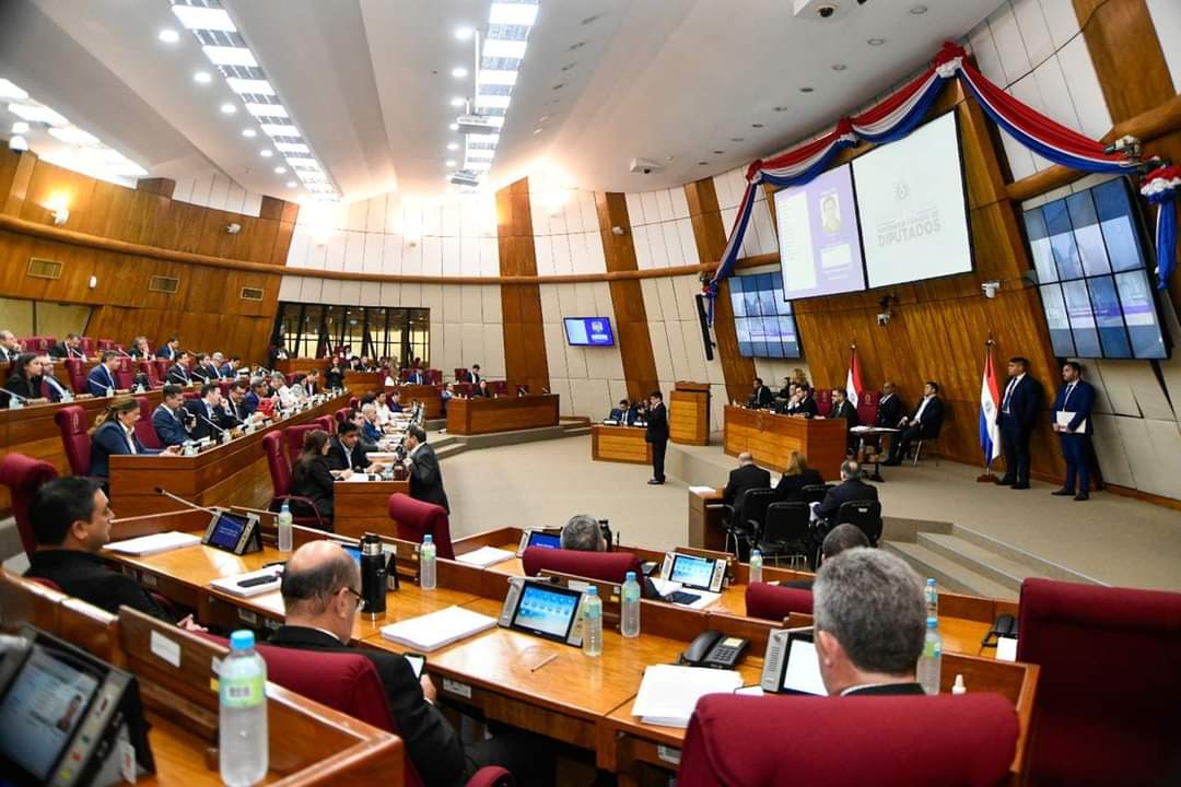 Sesión en la Cámara de Diputados de este marte. Foto: Gentileza.