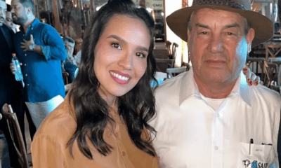 Larisa Gomes junto a su padre el exdiptuado Lalo Gomes. Foto: Gentileza.