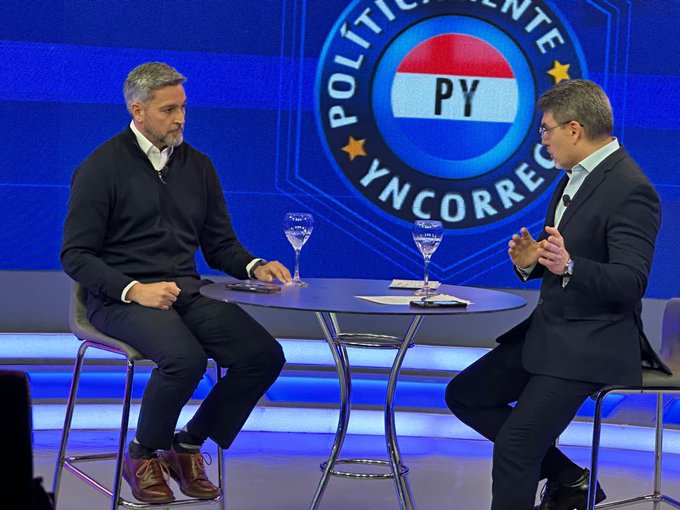 Mario Abdo Benítez en entrevista con Luis Bareiro. Foto: X