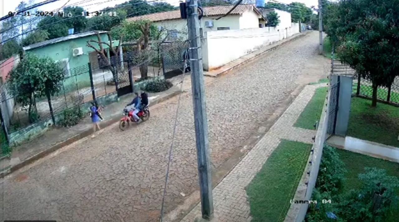 Violento asalto en Ciudad del Este. Foto: Captura.