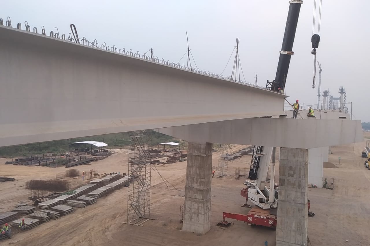 Construcción del Puente de la Bioceánica. Foto: MOPC.