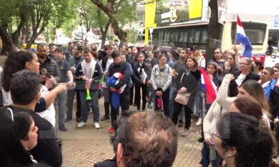 Manifestación de Funcionarios del Registro Automotor. Foto: El Nacional.