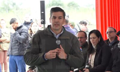 Santiago Peña durante su jornada de gobierno en Pilar, Ñeembucú. Foto: El Nacional.