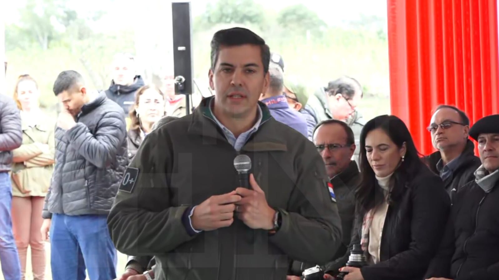 Santiago Peña durante su jornada de gobierno en Pilar, Ñeembucú. Foto: El Nacional.