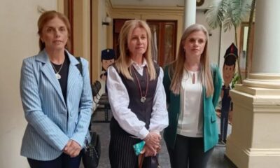 Hijas de Óscar Denis en el Ministerio del Interior. Foto: Judiciales.net