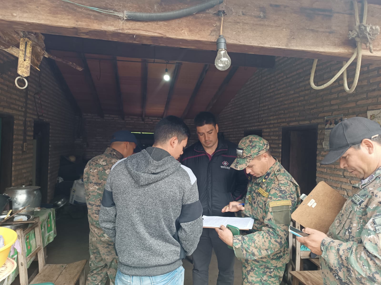 Durante el allanamiento se incautaron varias evidencias. Foto: Ministerio Público.