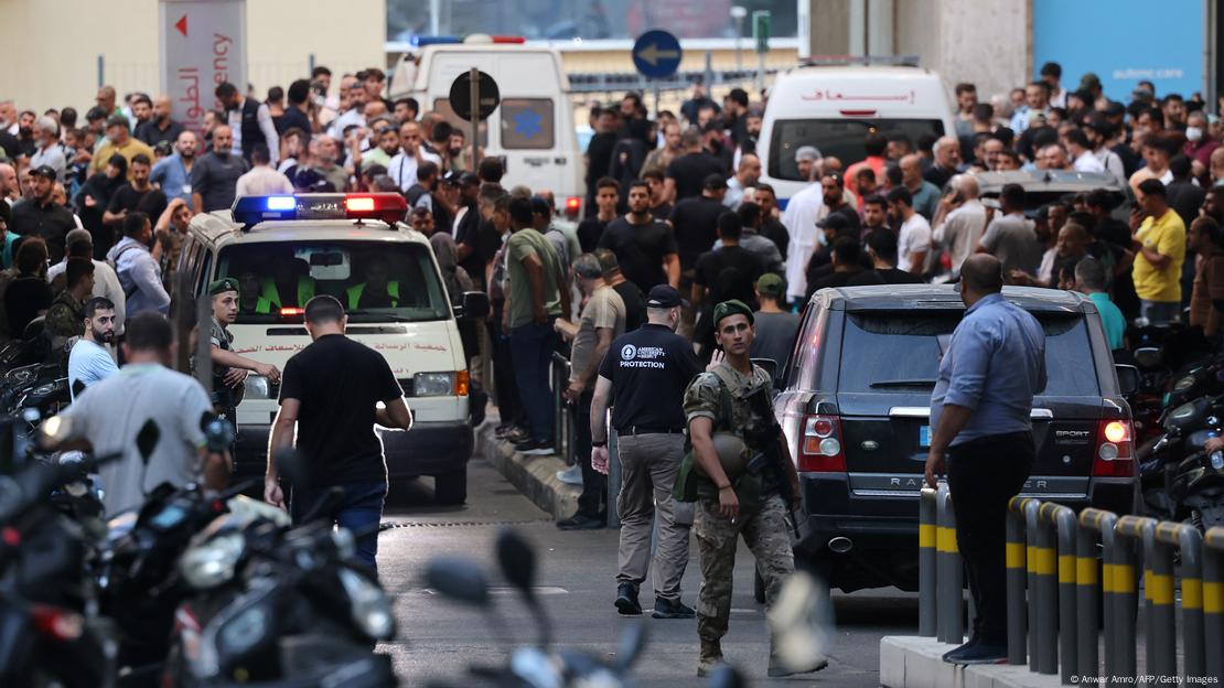 El Gobierno libanés, como Hezbolá, culpa a Israel del ataque simultáneo. Imagen: Anwar Amro/AFP/Getty Images