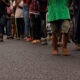 Elisa Marecos, "Niños marchando por las calles de Eusebio Ayala durante la marcha campesina, indígena y popular", Asunción, 2024. Cortesía