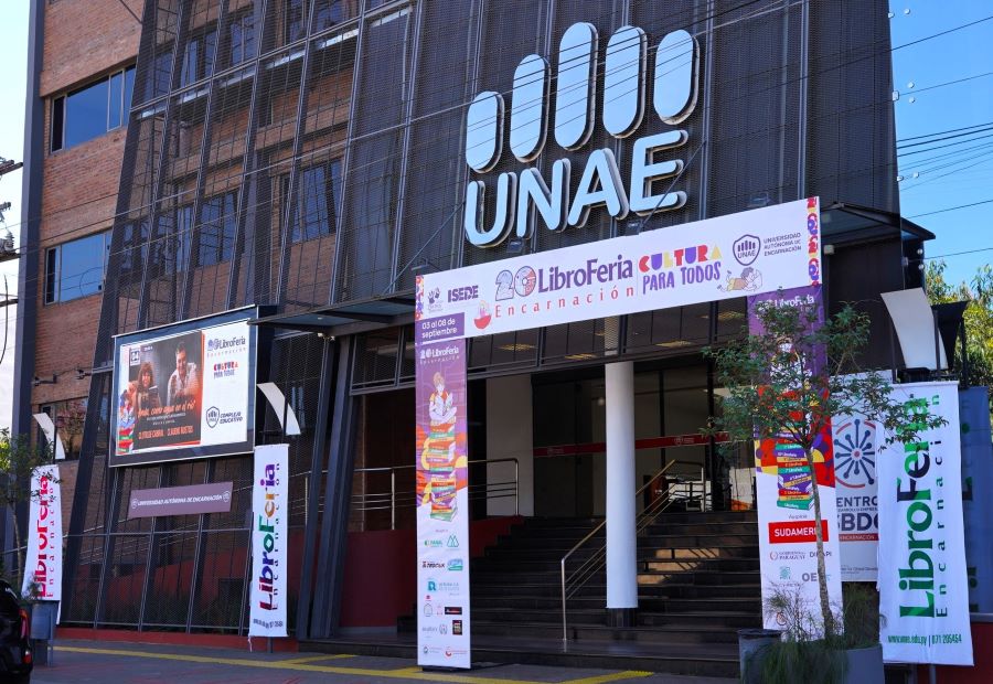 Libroferia Encarnación 2024 en la sede de la UNAE. Cortesía