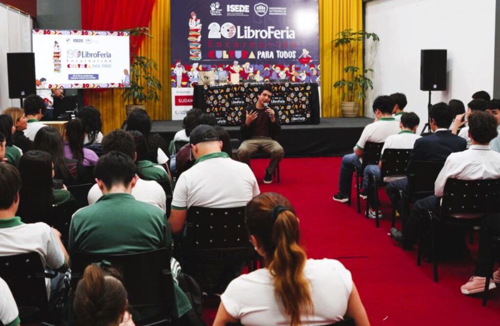 Sebastián Ocampos en encuentro con lectores. Cortesía