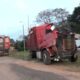 Camión que perdió el control y provocó el accidente. Foto: EN