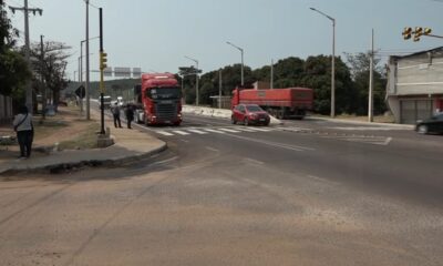 Camioneros piden eliminar semáforo de la zona de Pedrozo. Foto: EN.