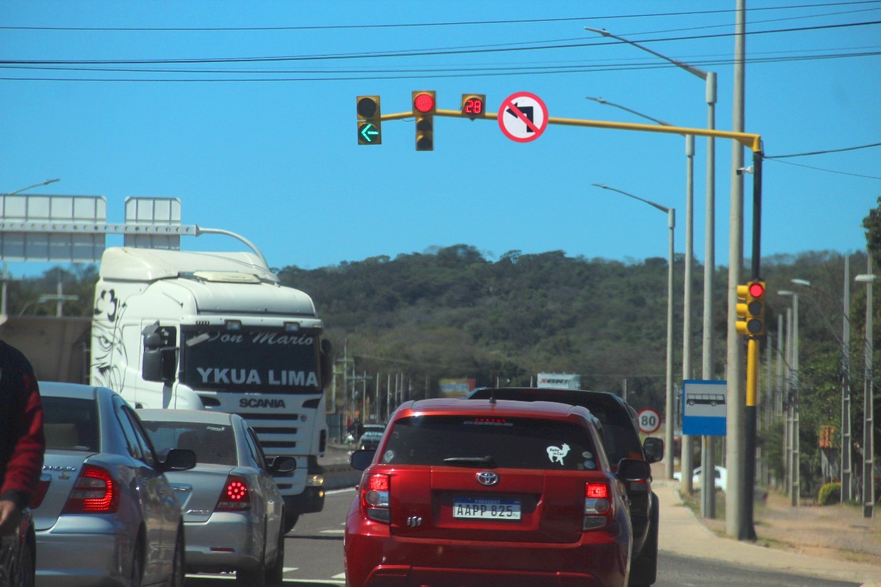 Cruce semafórico de Pedrozo. Foto: MOPC.