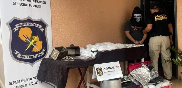 El hombre fue detenido con 8 kilos de drogas. Foto: Ministerio Público.