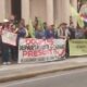 Docentes se manifiestan en Asunción. Foto: Captura.