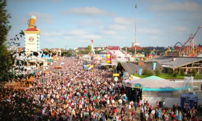 Fiesta de Oktoberfest en Múnich, Alemania con más de 6 millones de visitantes por año Foto: Manuel Joseph / Pexels.