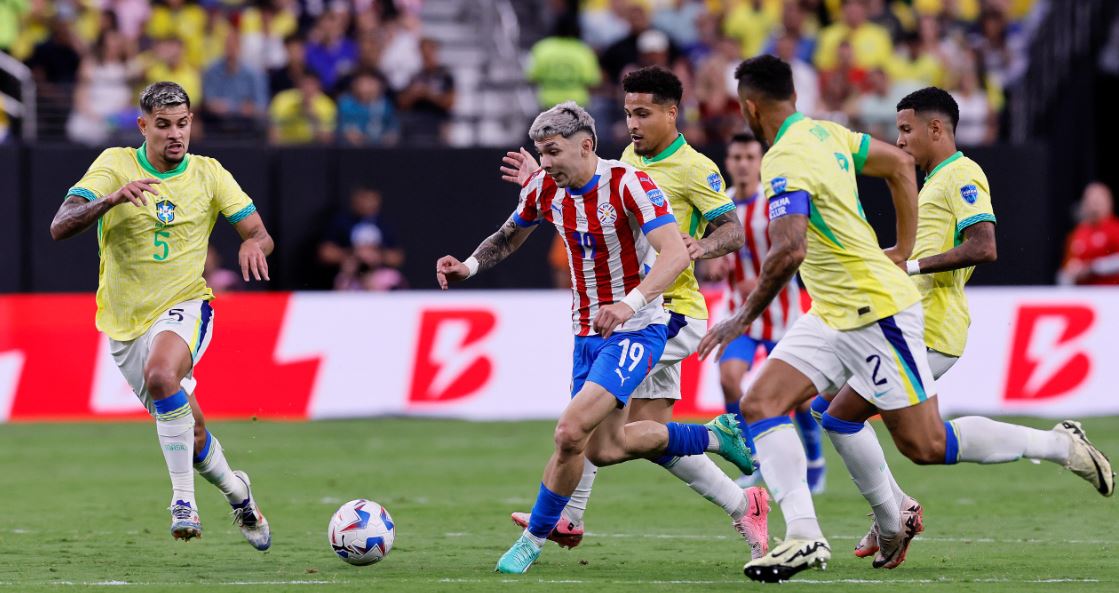 Paraguay recibe este martes a la selección de Brasil. Foto: @APFOficial