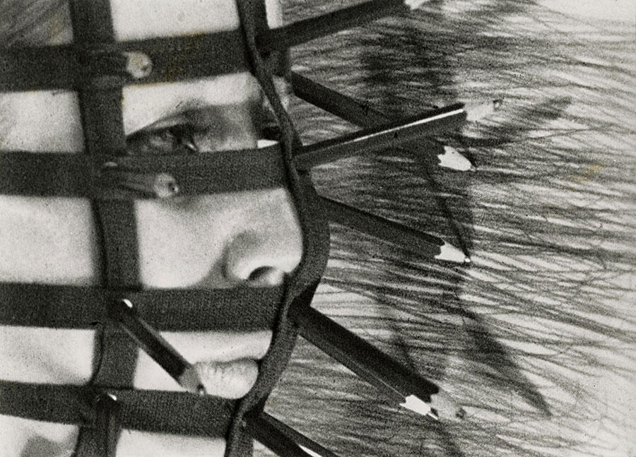 Rebecca Horn, Pencil Mask, 1972, Archive Rebecca Horn © VG Bild-Kunst, Bonn 2024 (Frieze Magazine)