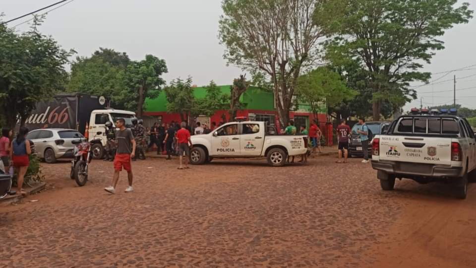 El camión de bebidas que casi fue robada. Foto: Ahorapy