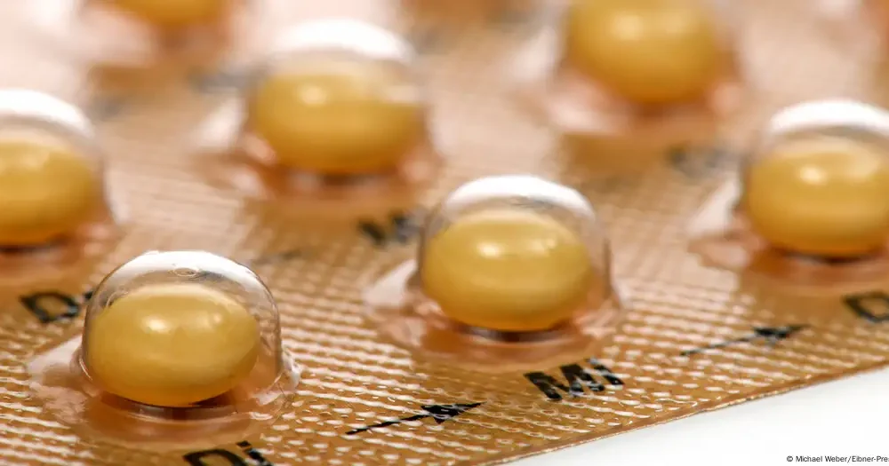 Scientist sees how contraceptives shrink her brain