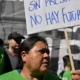 La protesta se centra en una ley que aumenta los salarios en la universidad pública y que Milei prometió vetar. Foto: DW.