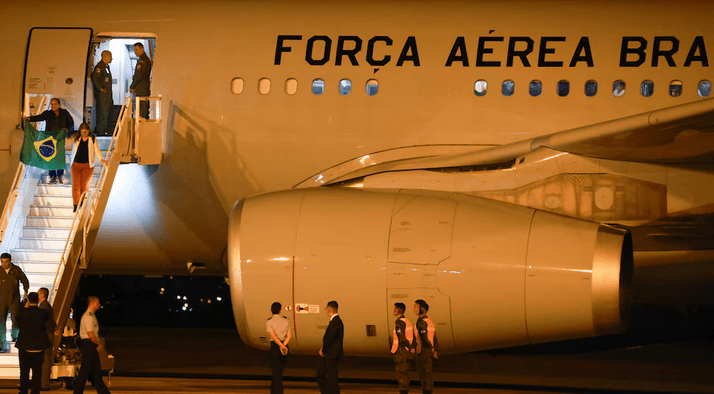 Avión del Brasil. Foto: Infoabe.