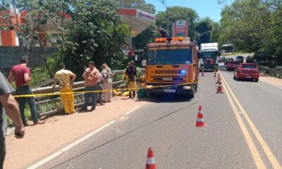 Lugar donde trabajan policías y bomberos. Foto: Canal E.