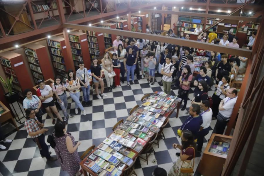 Biblioteca "Augusto Roa Bastos" de la Manzana de la Rivera. Cortesía