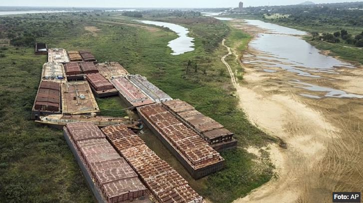 Las condiciones del nivel de agua en el río son muy complicadas para la navegación. Foto: Archivo.