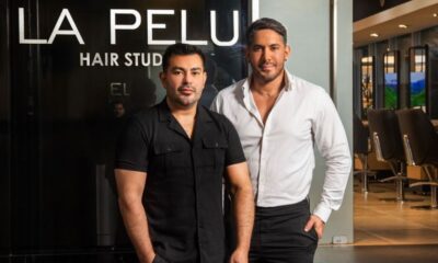 Pablo Insfrán y Alexis González, propietarios y fundadores de La Pelu Hair Studio. Foto: Gentileza.