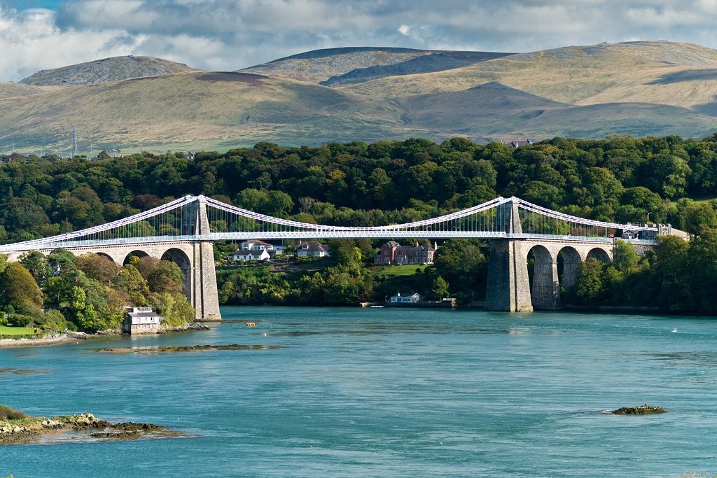 Puente Menai. Foto: Megaconstrucciones.net